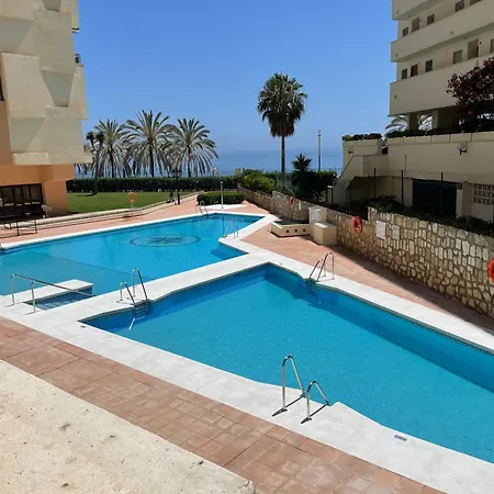 Apartman The Iii Center - Eaw Homes