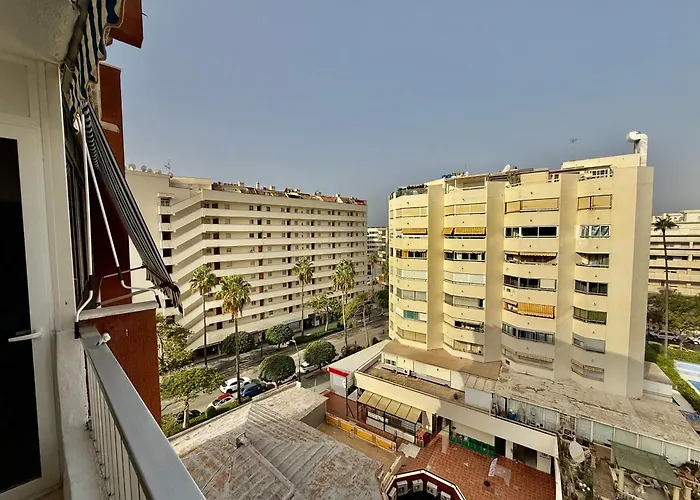 The Iii Center - Eaw Homes 마르베야