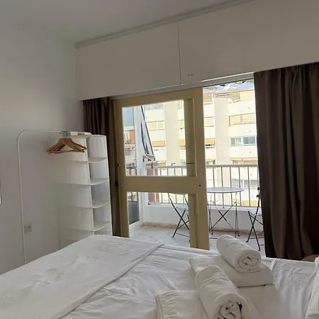 The Iii Center - Eaw Homes * Marbella