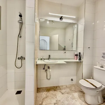 The Iii Center - Eaw Homes *